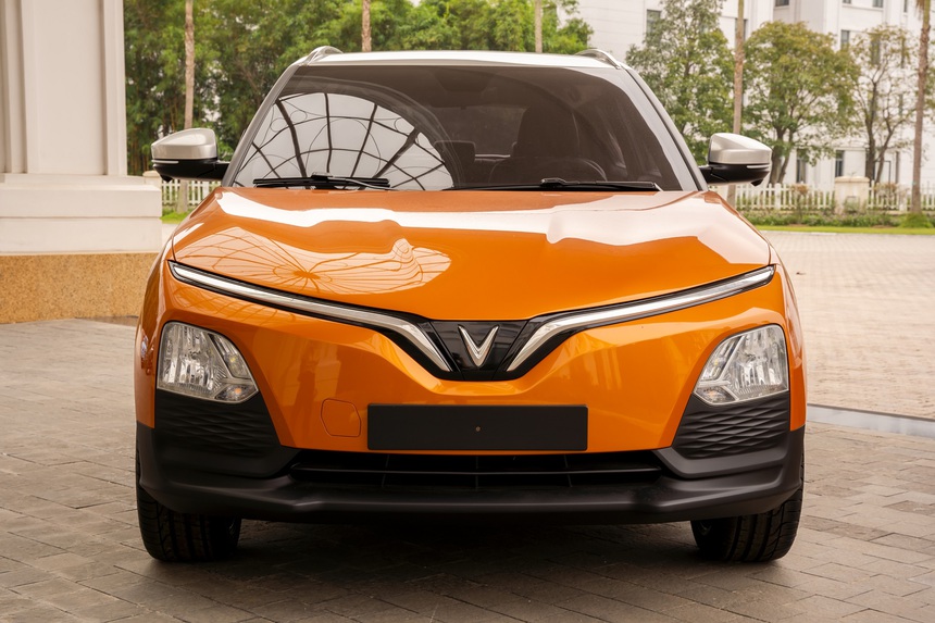 VinFast công bố giá xe VF 5 PLus, nhận đặt cọc từ ngày 10/12/2022 - Ảnh 1.