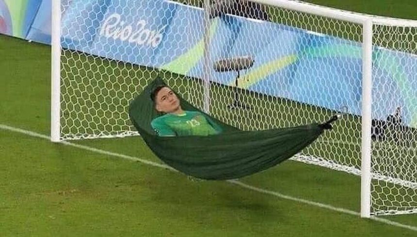 Hàng công Singapore quá yếu khiến Văn Lâm không được 'lên hình' - Ảnh 3.