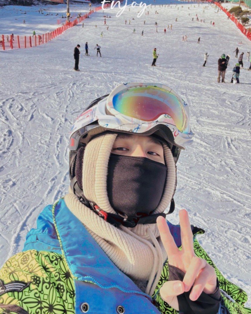 Trịnh Thăng Bình lên tiếng xin lỗi Hiền Hồ  - Ảnh 1.