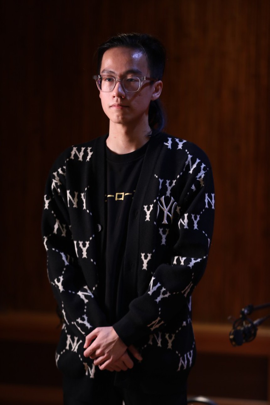 FL.Elly tiết lộ lý do nghỉ Liên Quân để chuyển sang Tốc Chiến: "Mình phải cạnh tranh với đồng đội để trở thành số 1" - Ảnh 3. FL.Elly tiết lộ lý do nghỉ Liên Quân để chuyển sang Tốc Chiến: "Mình phải cạnh tranh với đồng đội để trở thành số 1" - Ảnh 3.