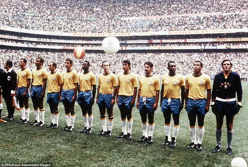 Cuộc đời ngoài sân cỏ đầy màu sắc của Pele - Ảnh 4.