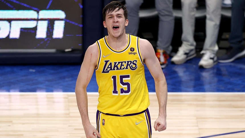 Thi đấu ấn tượng, sao trẻ Los Angeles Lakers dự kiến được tăng lương gấp 6 lần - Ảnh 1. Thi đấu ấn tượng, sao trẻ Los Angeles Lakers dự kiến được tăng lương gấp 6 lần - Ảnh 1.