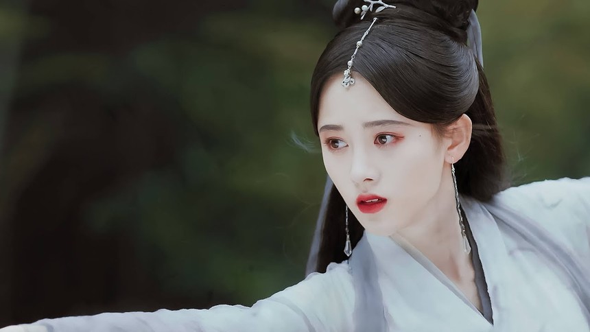 Phim Trung đã ”lừa dối” khán giả bằng cách này: Hết bóp mặt đến độn body giả, số 4 còn bị cấm tới nơi   - Ảnh 2.