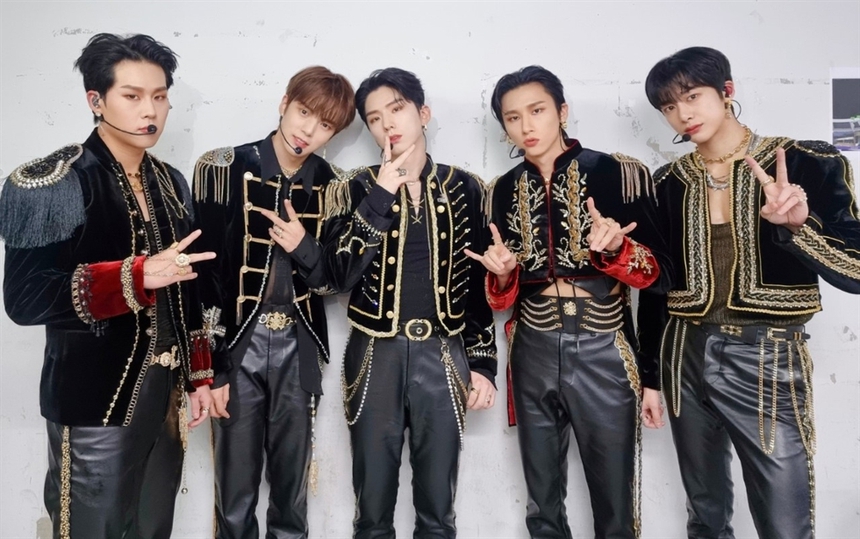 (Bài đăng ngày 2/1) Sản phẩm K-pop mới 'ra lò' trong tháng 1, NewJeans tiếp tục bừng lên với 'OMG'? - Ảnh 3. (Bài đăng ngày 2/1) Sản phẩm K-pop mới 'ra lò' trong tháng 1, NewJeans tiếp tục bừng lên với 'OMG'? - Ảnh 3.