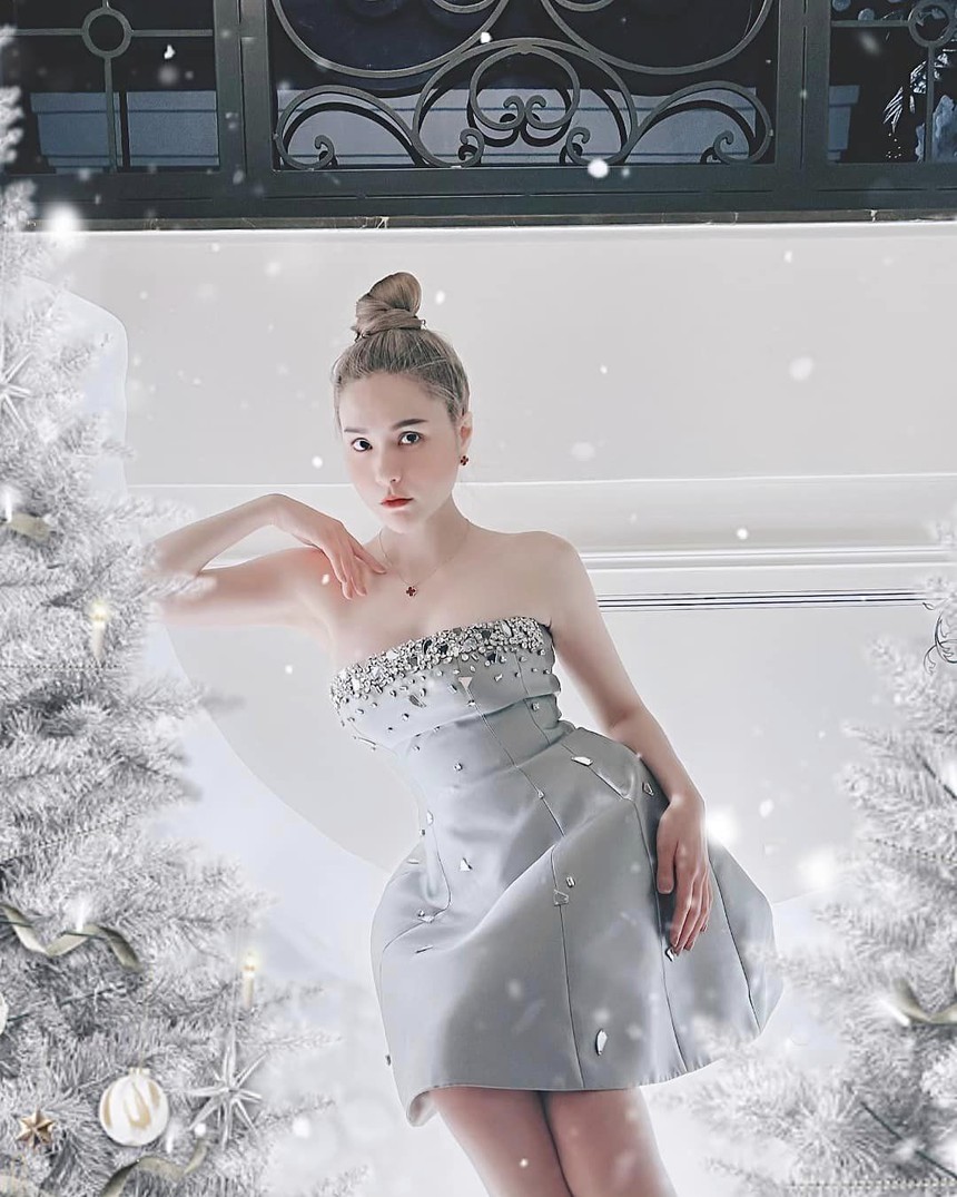 Đoàn Di Băng xứng đáng "Nữ hoàng thị phi" 2022, gây tranh cãi từ phát ngôn Tết nhất đến chuyện học tiếng Anh - Ảnh 1.