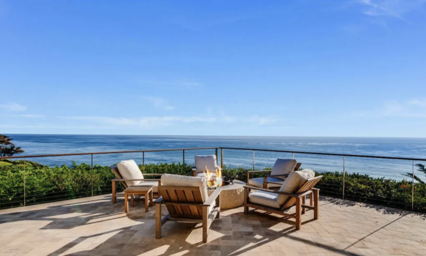 Dinh tự 70 triệu USD mới tậu của Kim Kardashian: tổng diện tích gần 13.000 m2, riêng nội thất sân vườn đã ngốn gần 1 tỷ - Ảnh 8. Dinh tự 70 triệu USD mới tậu của Kim Kardashian: tổng diện tích gần 13.000 m2, riêng nội thất sân vườn đã ngốn gần 1 tỷ - Ảnh 8.