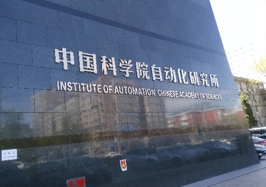 12 năm trước, Hồ Ca bất chấp ngăn cản, nhận tài trợ học phí cho 1 đứa trẻ: Giờ đây, cô bé ấy đã thành niềm tự hào của anh! - Ảnh 6. 12 năm trước, Hồ Ca bất chấp ngăn cản, nhận tài trợ học phí cho 1 đứa trẻ: Giờ đây, cô bé ấy đã thành niềm tự hào của anh! - Ảnh 6.