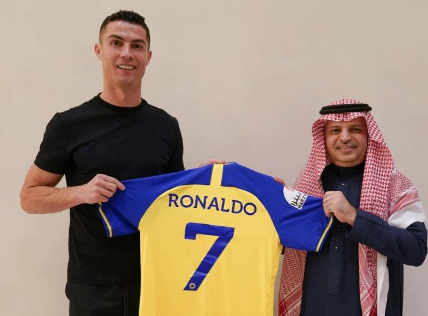 Ronaldo mong muốn cùng Al-Nassr chinh phục thêm nhiều danh hiệu hơn trong tương lai Ronaldo mong muốn cùng Al-Nassr chinh phục thêm nhiều danh hiệu hơn trong tương lai
