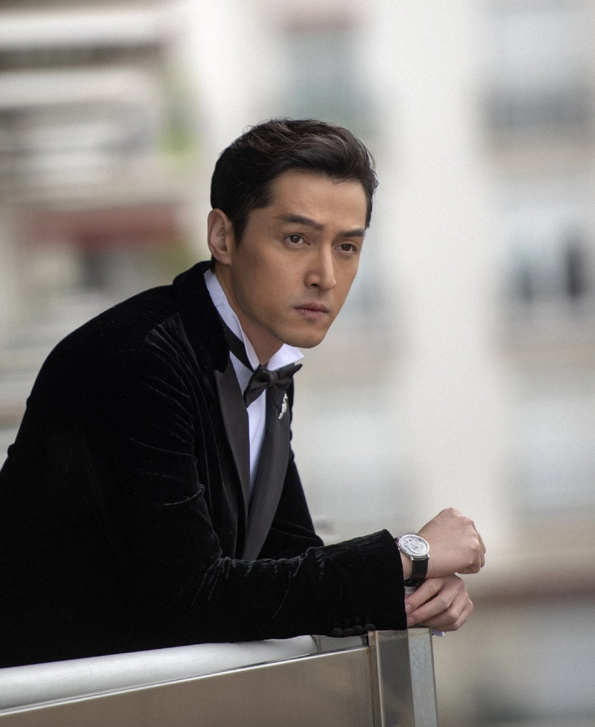 12 năm trước, Hồ Ca bất chấp ngăn cản, nhận tài trợ học phí cho 1 đứa trẻ: Giờ đây, cô bé ấy đã thành niềm tự hào của anh! - Ảnh 1. 12 năm trước, Hồ Ca bất chấp ngăn cản, nhận tài trợ học phí cho 1 đứa trẻ: Giờ đây, cô bé ấy đã thành niềm tự hào của anh! - Ảnh 1.