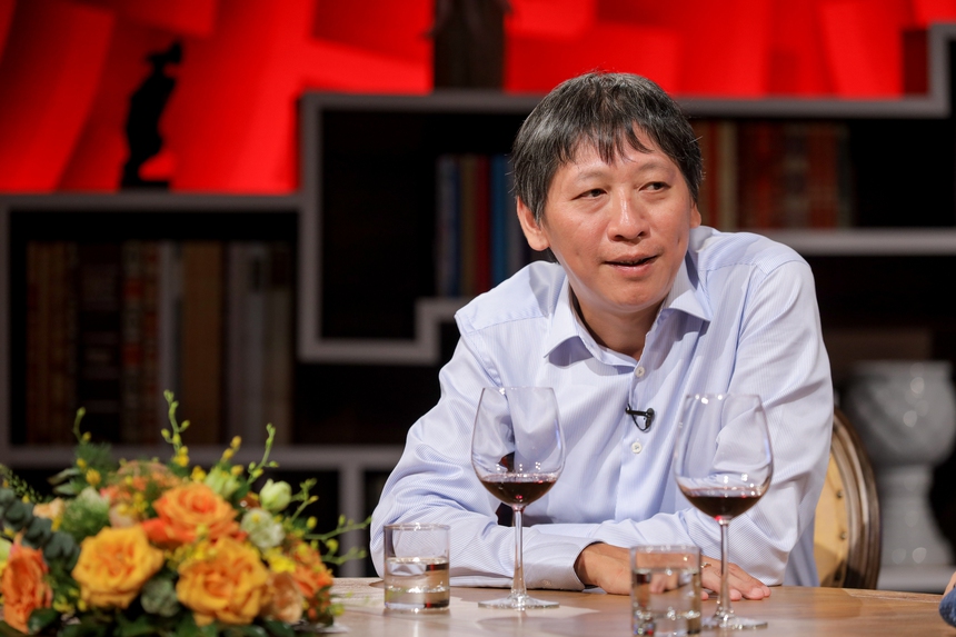 Nhà báo Hà Quang Minh lần đầu hé lộ chuyện tổ ấm tan vỡ sau gần 10 năm - Ảnh 3.