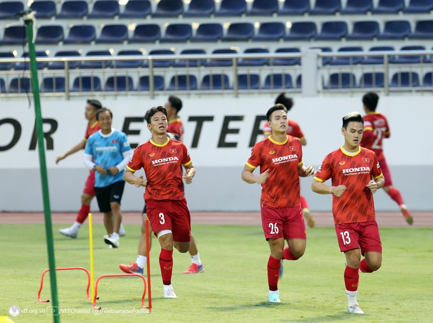 Tin nóng AFF Cup ngày 7/12: HLV Park Hang Seo trở lại đội tuyển Việt Nam - Ảnh 6. Tin nóng AFF Cup ngày 7/12: HLV Park Hang Seo trở lại đội tuyển Việt Nam - Ảnh 6.