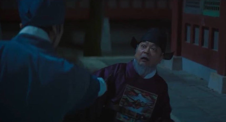 Thảm sát liên hoàn diễn ra ở ‘Dưới bóng trung điện’ tập 15, rating bất ngờ chững lại - Ảnh 6.