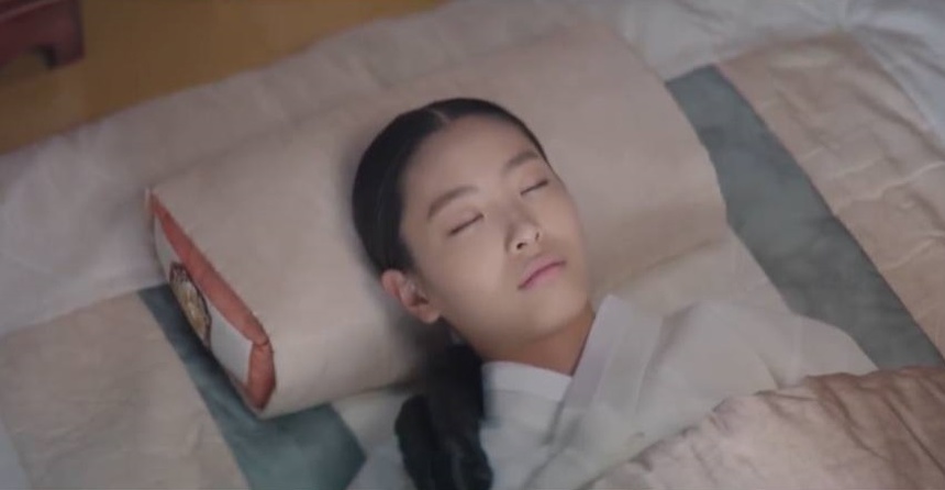 Thảm sát liên hoàn diễn ra ở ‘Dưới bóng trung điện’ tập 15, rating bất ngờ chững lại - Ảnh 4.