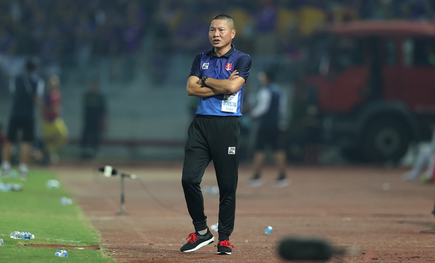 Tin nóng bóng đá Việt 28/2: Văn Thanh nói về HLV Kiatisuk, HLV Popov trách học trò - Ảnh 3.