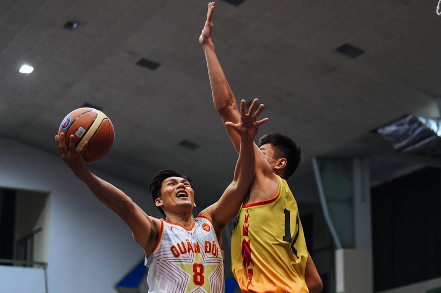 Màn trình diễn để đời của lão tướng Tô Quang Trung ở Đại hội thể thao toàn quốc 2022 - Ảnh 2. Màn trình diễn để đời của lão tướng Tô Quang Trung ở Đại hội thể thao toàn quốc 2022 - Ảnh 2.