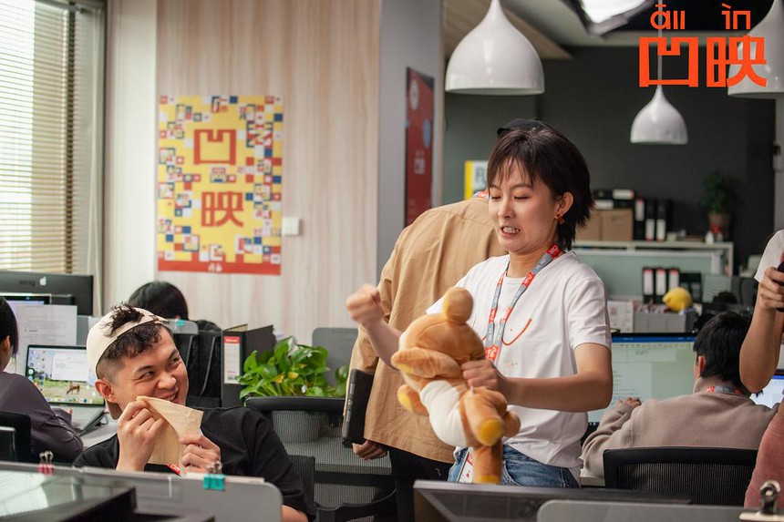 10 phim Hoa ngữ xuất sắc nhất 2022: Triệu Lệ Dĩnh lọt top 3 với số điểm chạm đỉnh sự nghiệp! - Ảnh 5.