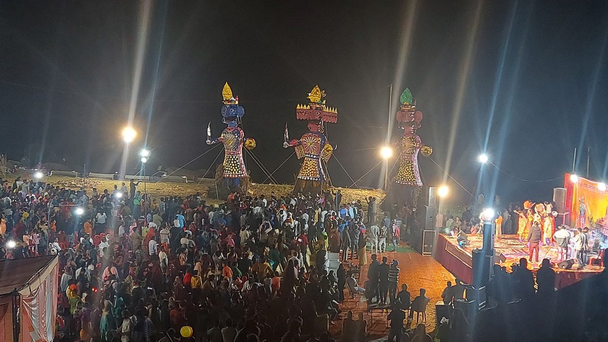 Ấn Độ du ký (kỳ 2): Tôi đi lễ đền, chơi hội - Ảnh 1. Ấn Độ du ký (kỳ 2): Tôi đi lễ đền, chơi hội - Ảnh 1.