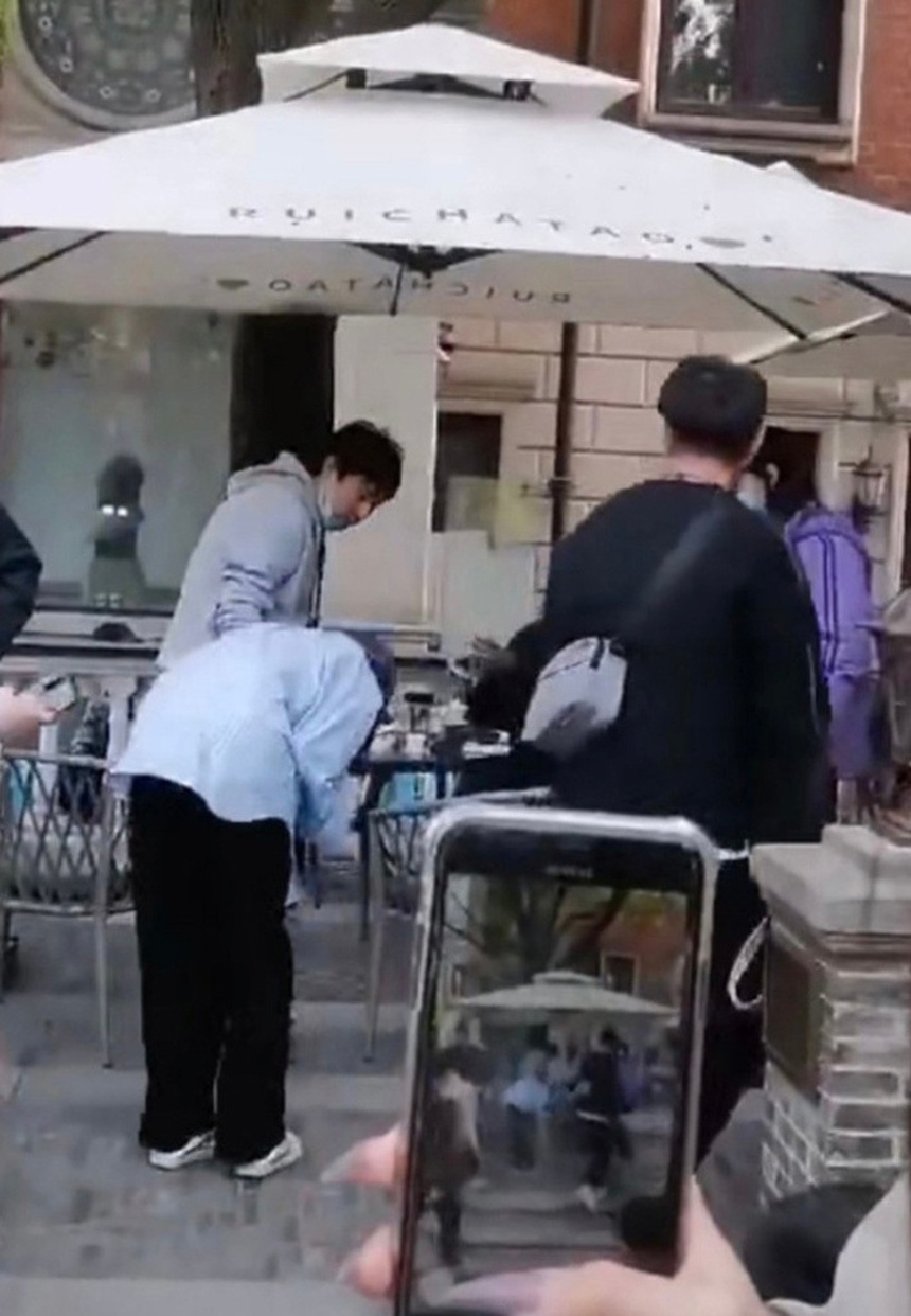 Hai lần Dương Mịch bị đuổi cổ khỏi đoàn phim: Đến mẹ của Trần Phi Vũ cũng phải công khai mắng chửi! - Ảnh 7.