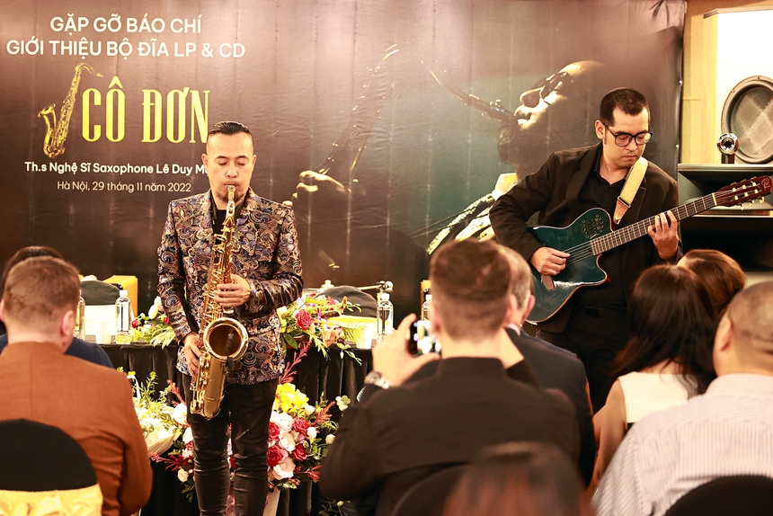 Nghệ sĩ saxophone Lê Duy Mạnh: "Cô đơn" mà không một mình - Ảnh 3.