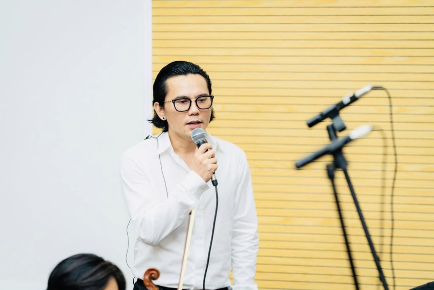 Tú Dưa phủ nhận Hồ Hoài Anh là Giám đốc âm nhạc cho mini concert - Ảnh 3. Tú Dưa phủ nhận Hồ Hoài Anh là Giám đốc âm nhạc cho mini concert - Ảnh 3.