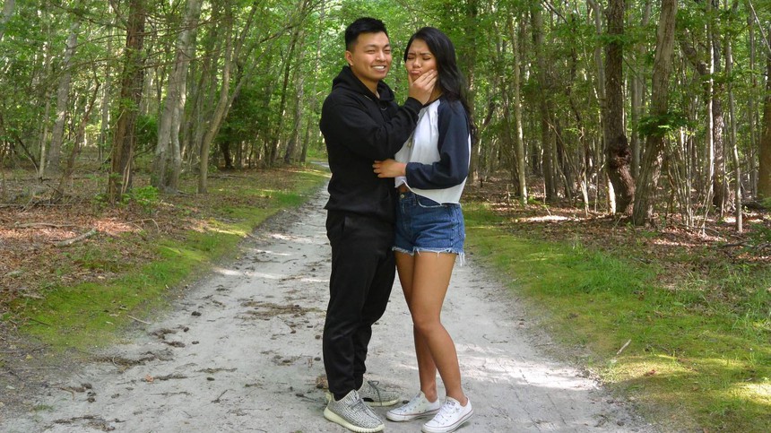 Nỗi niềm 'trai lùn' khi hẹn hò: Giàu nghiêng ngả hoặc chấp nhận bỏ cuộc cho sớm chợ? - Ảnh 4. Nỗi niềm 'trai lùn' khi hẹn hò: Giàu nghiêng ngả hoặc chấp nhận bỏ cuộc cho sớm chợ? - Ảnh 4.