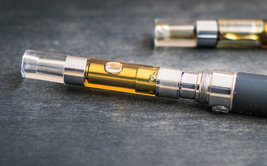 Cháu bé 5 tuổi co giật, hôn mê sau khi uống nhầm dung dịch thuốc lá điện tử: Xét nghiệm bất ngờ phát hiện chất độc khiến ai cũng hoảng sợ - Ảnh 2.