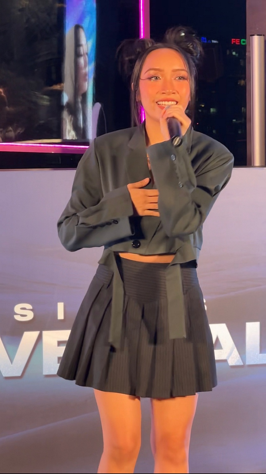 Luna Đào xinh đẹp đầy nữ tính, tlinh trình diễn bốc lửa khiến mọi người 'ú oà' - Ảnh 8.