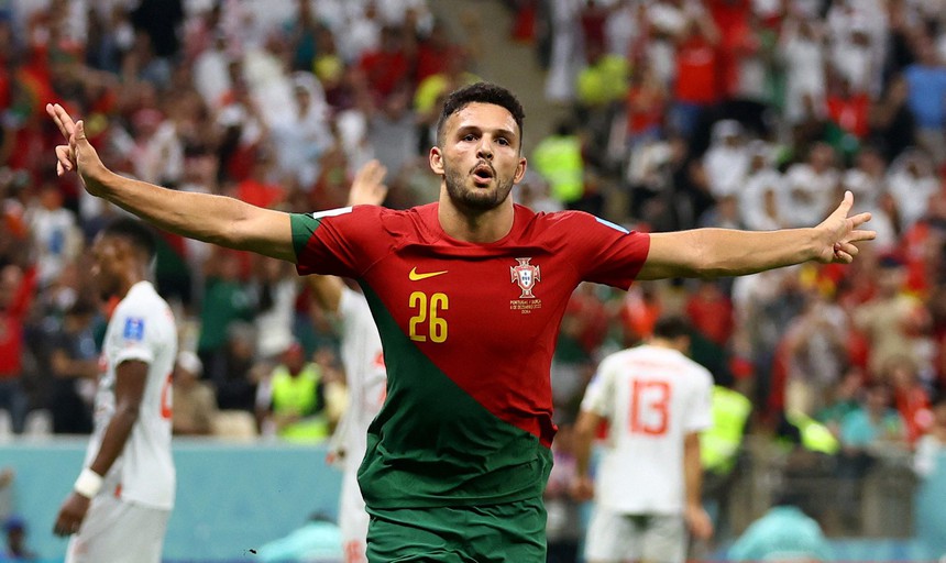Tin nóng World Cup hôm nay 7/12: Ronaldo lên tiếng sau khi phải dự bị ở World Cup - Ảnh 4.