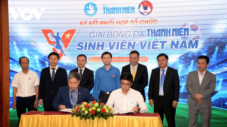 "Săn" tài năng bóng đá Việt Nam từ sân chơi học đường - Ảnh 1. "Săn" tài năng bóng đá Việt Nam từ sân chơi học đường - Ảnh 1.