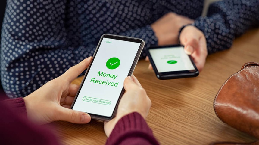 Vay tiền không khó: Cô gái trẻ đăng lên mạng hỏi mượn tiền 300 người, chỉ trong vòng một đêm đã gom đủ, một nửa “chủ nợ" là người lạ - Ảnh 2.