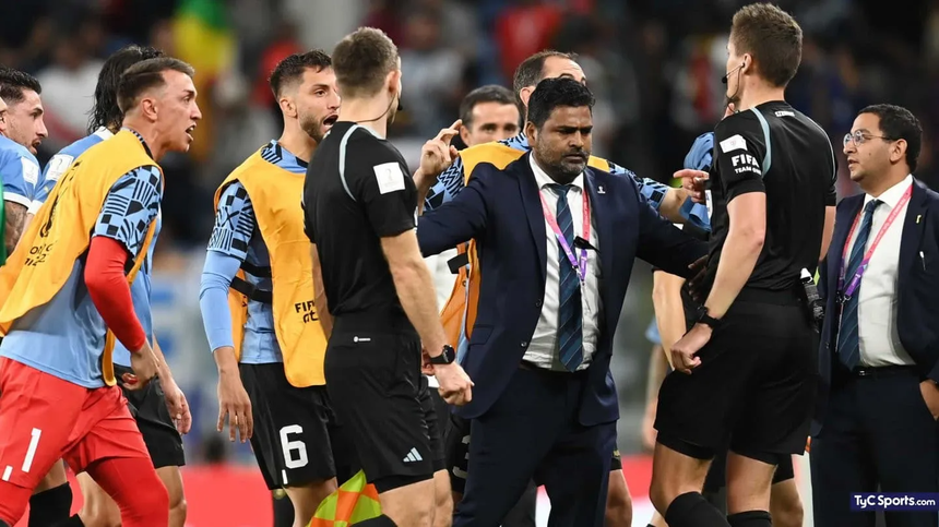 Tin nóng bóng đá tối 8/12: Hai vấn đề của Pháp trước trận gặp Anh ở World Cup - Ảnh 3.