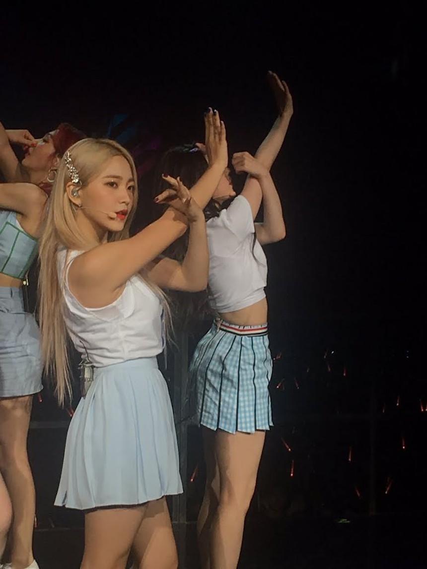 Jennie Blackpink và 11 nữ thần K-pop sở hữu nhan sắc bất chấp camera thường - Ảnh 11. Jennie Blackpink và 11 nữ thần K-pop sở hữu nhan sắc bất chấp camera thường - Ảnh 11.