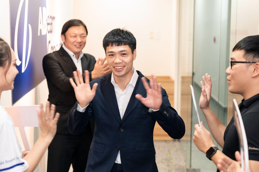 ABeam Việt Nam công bố Đại sứ thương hiệu 2023: Cầu thủ Nguyễn Công Phượng - Ảnh 3. ABeam Việt Nam công bố Đại sứ thương hiệu 2023: Cầu thủ Nguyễn Công Phượng - Ảnh 3.