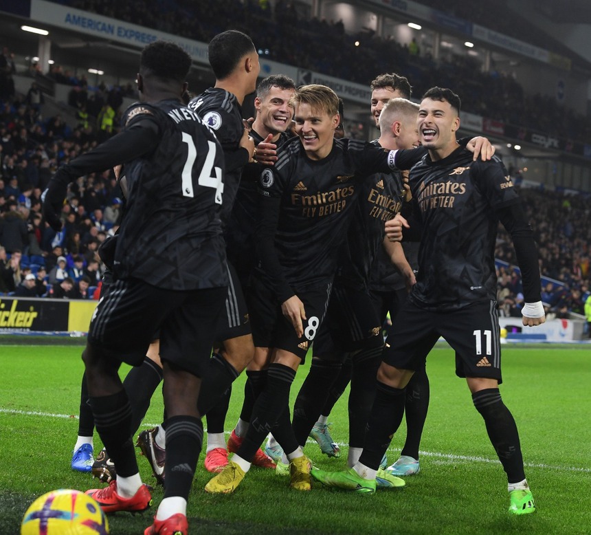 CĐV Arsenal ca ngợi Odegaard sau chiến thắng trước Brighton - Ảnh 2.