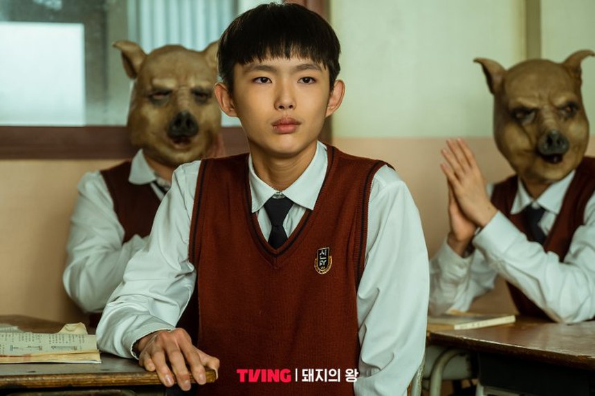 10 phim Hàn hay nhất 2022 do netizen xứ Trung bình chọn: Song Joong Ki bị 'đè bẹp', hạng 1 không ai dám cãi - Ảnh 5. 10 phim Hàn hay nhất 2022 do netizen xứ Trung bình chọn: Song Joong Ki bị 'đè bẹp', hạng 1 không ai dám cãi - Ảnh 5.