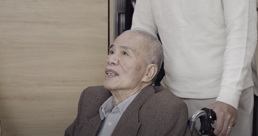 Tập 4 'Là Nhà': Xúc động với chuyện con trai cải tạo nhà để 'mang cả thế giới' về cho bố mắc bệnh Parkinson - Ảnh 5.