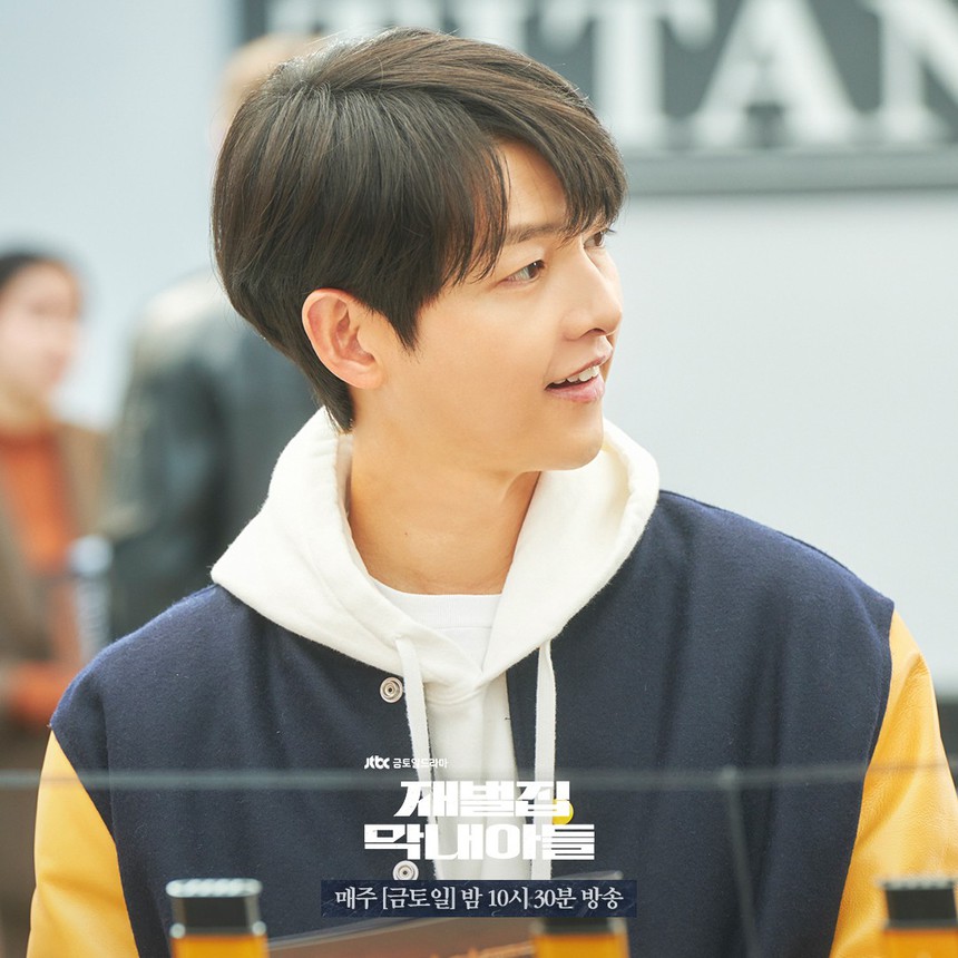 Sao Hàn có tuổi vẫn ham đóng 18, đôi mươi: Song Hye Kyo thất bại - Song Joong Ki lạm dụng cà mặt, riêng cặp cuối đỉnh cả đôi - Ảnh 4. Sao Hàn có tuổi vẫn ham đóng 18, đôi mươi: Song Hye Kyo thất bại - Song Joong Ki lạm dụng cà mặt, riêng cặp cuối đỉnh cả đôi - Ảnh 4.