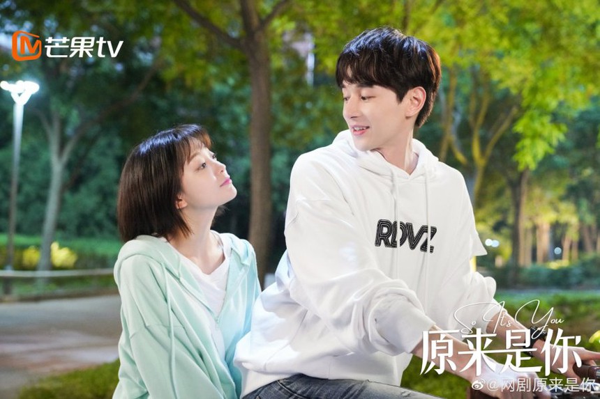 Dân tình chê mạnh 'Tiên nữ cử tạ' bản Trung: Cặp chính nhan sắc quá tệ, Địch Lệ Nhiệt Ba bỗng dưng 'nằm không cũng trúng đạn'? - Ảnh 10.