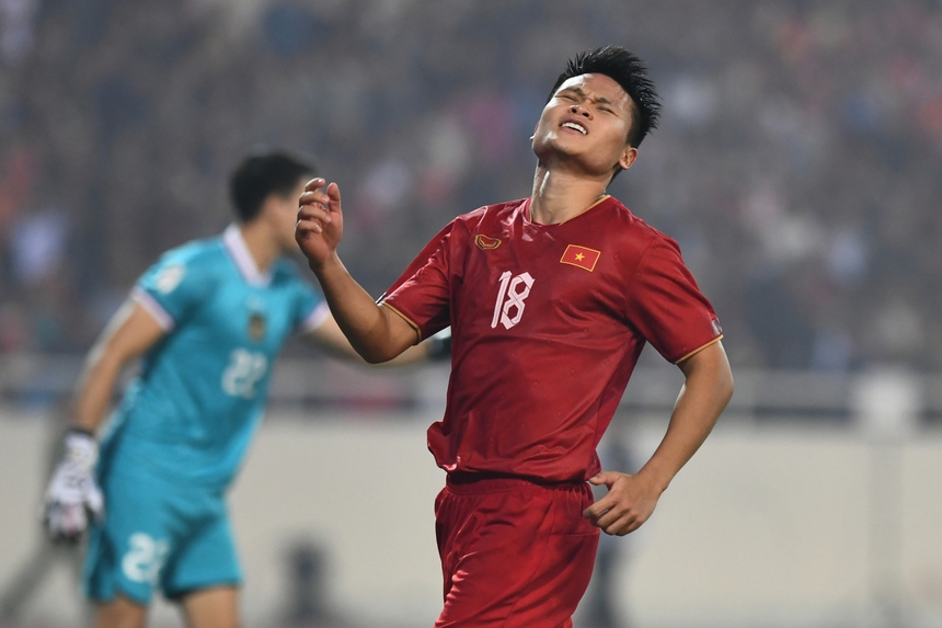 Vận đen đeo bám, Tuấn Hải liên tiếp bỏ lỡ cơ hội mười mươi trước Indonesia - Ảnh 6.