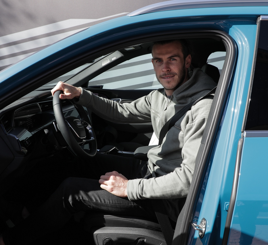 Dàn xe tiền tỷ của Gareth Bale: Đủ cả Lamborghini Huracan, Mercedes-AMG G 63, có cả dòng xe Ferrari đã ngừng sản xuất - Ảnh 5. Dàn xe tiền tỷ của Gareth Bale: Đủ cả Lamborghini Huracan, Mercedes-AMG G 63, có cả dòng xe Ferrari đã ngừng sản xuất - Ảnh 5.
