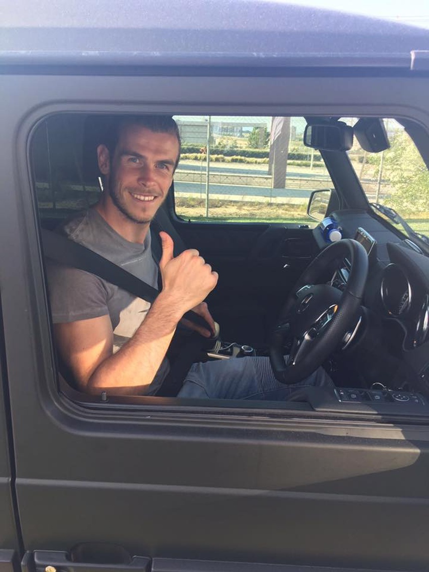 Dàn xe tiền tỷ của Gareth Bale: Đủ cả Lamborghini Huracan, Mercedes-AMG G 63, có cả dòng xe Ferrari đã ngừng sản xuất - Ảnh 7. Dàn xe tiền tỷ của Gareth Bale: Đủ cả Lamborghini Huracan, Mercedes-AMG G 63, có cả dòng xe Ferrari đã ngừng sản xuất - Ảnh 7.