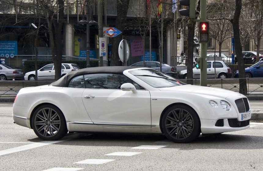 Dàn xe tiền tỷ của Gareth Bale: Đủ cả Lamborghini Huracan, Mercedes-AMG G 63, có cả dòng xe Ferrari đã ngừng sản xuất - Ảnh 2. Dàn xe tiền tỷ của Gareth Bale: Đủ cả Lamborghini Huracan, Mercedes-AMG G 63, có cả dòng xe Ferrari đã ngừng sản xuất - Ảnh 2.