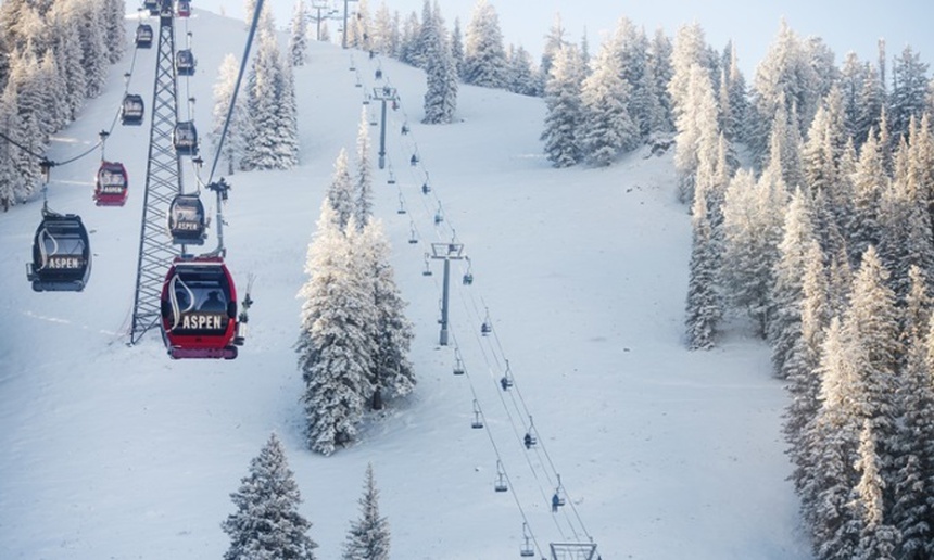 Thú chơi cực "điên rồ" của giới siêu giàu: Vung tiền để được nghỉ dưỡng trong chiếc lều treo lơ lửng giữa vách núi - Ảnh 4. Thú chơi cực "điên rồ" của giới siêu giàu: Vung tiền để được nghỉ dưỡng trong chiếc lều treo lơ lửng giữa vách núi - Ảnh 4.