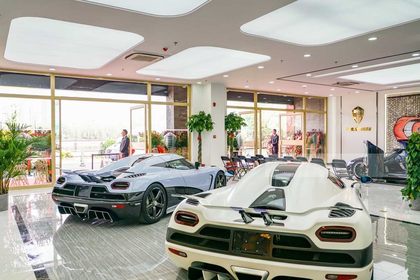 Hoàng Kim Khánh và đại gia bí ẩn ghi danh Việt Nam vào bản đồ Koenigsegg toàn cầu với cặp đôi xe siêu hiếm - Ảnh 2.
