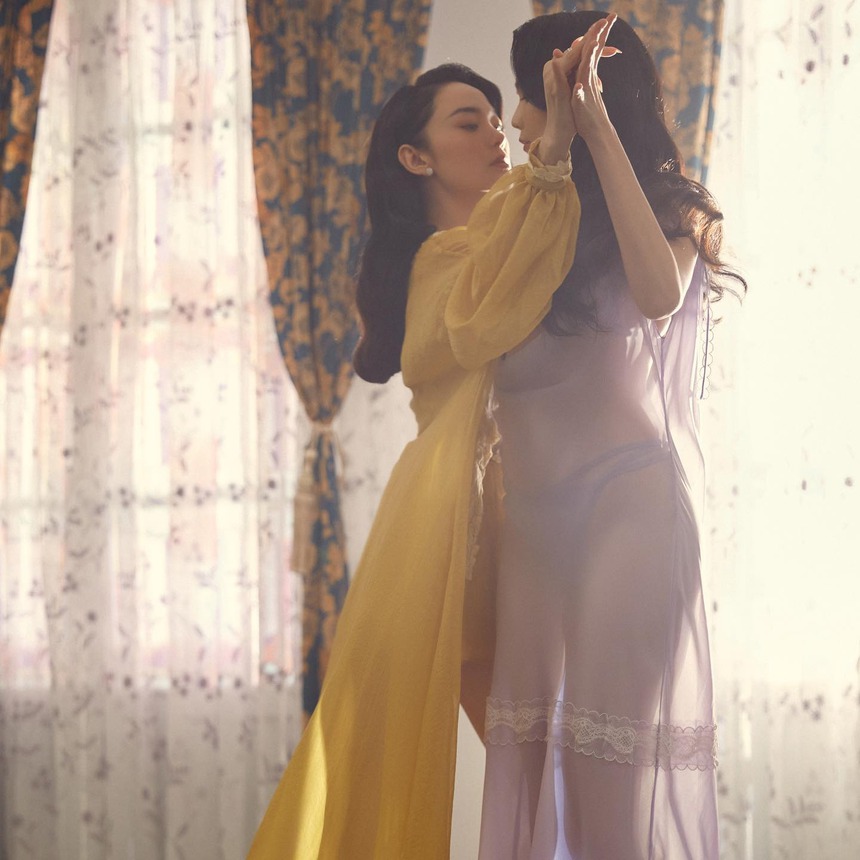 Ngọc Trinh khoe ảnh đọ sắc đẹp mê mẩn bên Minh Hằng - Ảnh 10.