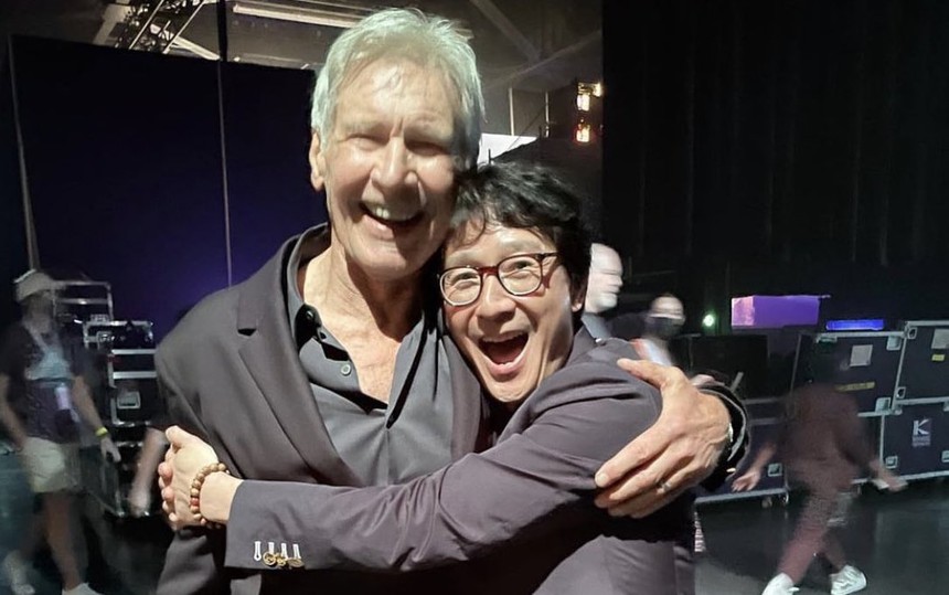 Sự nghiệp thăng trầm của diễn viên gốc Việt vừa thắng Quả cầu vàng: Bị Hollywood ruồng bỏ 40 năm và giờ đây đóng cả Marvel! - Ảnh 15.