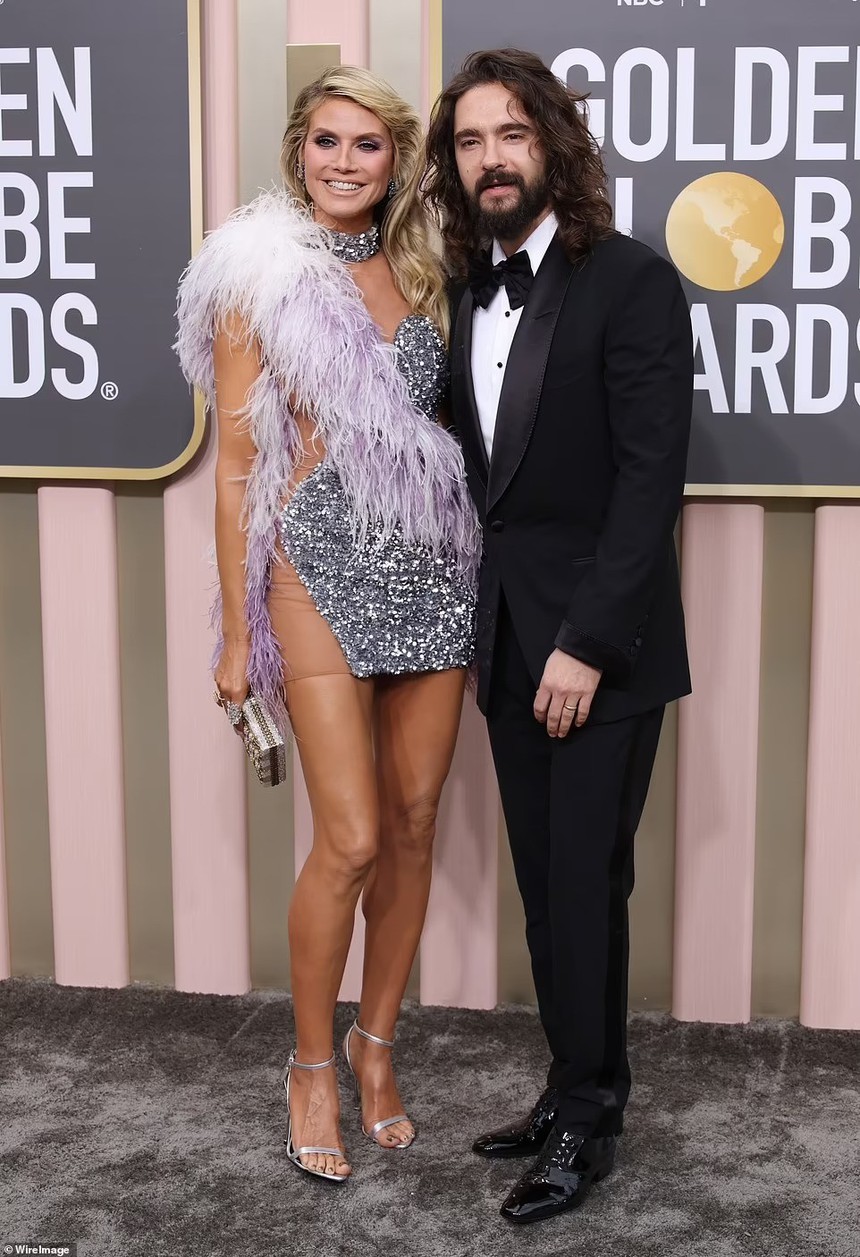 Selena Gomez bốc lửa đổ bộ thảm đỏ, "chặt chém" Wednesday và Anya Taylor-Joy đẹp xuất thần  - Ảnh 8.