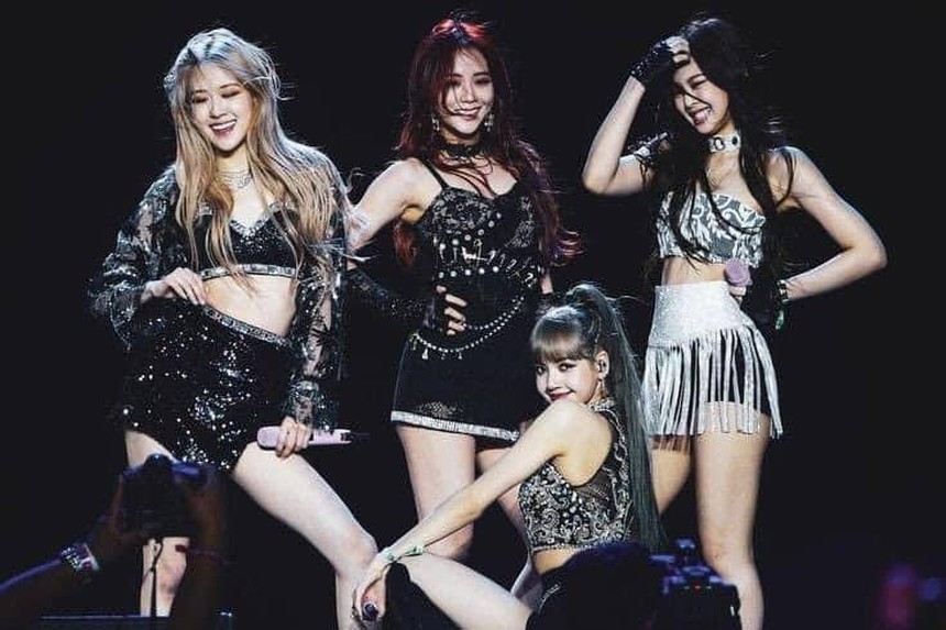 BLACKPINK làm nên lịch sử Kpop khi trở thành nghệ sĩ biểu diễn chính tại Coachella 2023 - Ảnh 1.