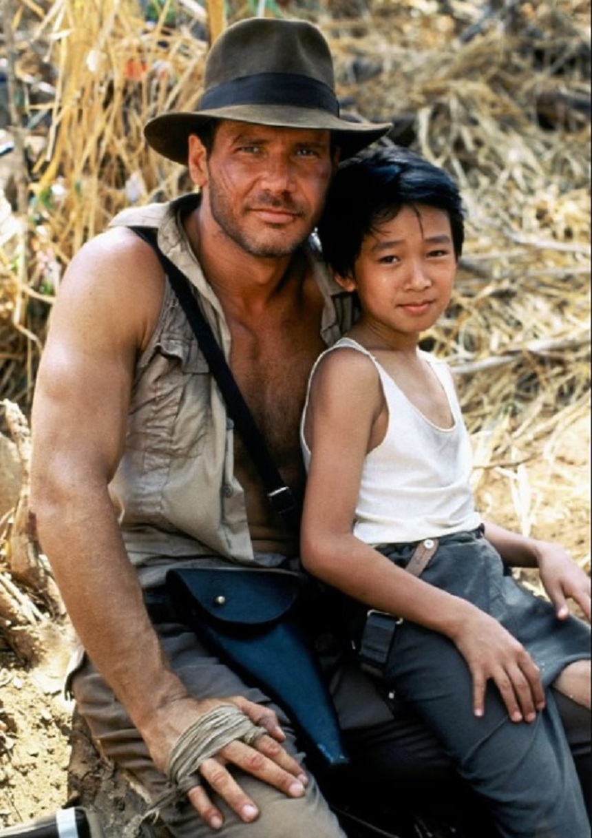 Diễn viên gốc Việt bị sốc khi đánh bại Brad Pitt tại Quả cầu vàng 2023 - Ảnh 3.