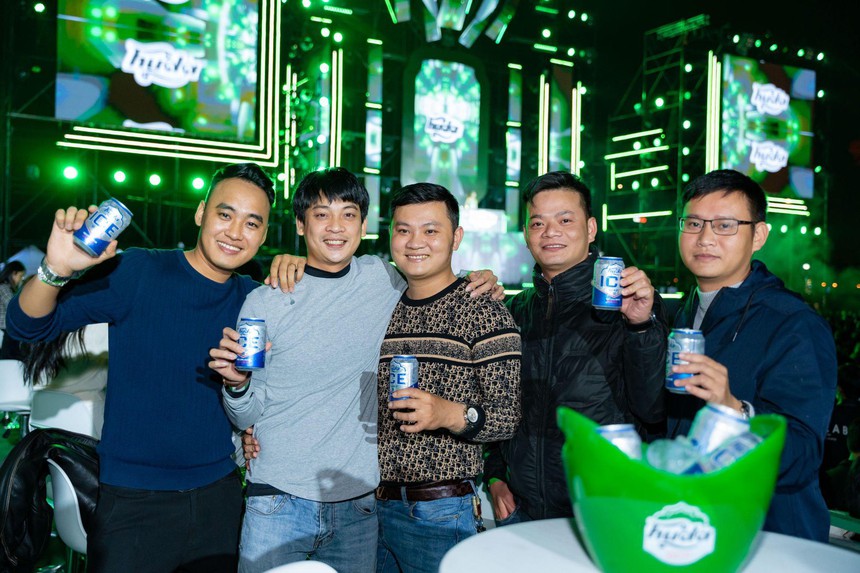 Isaac, Khắc Việt, Mono... cùng dàn line-up tên tuổi hội ngộ trong lễ hội Tết đặc biệt của Huda tại Quảng Bình - Ảnh 6. Isaac, Khắc Việt, Mono... cùng dàn line-up tên tuổi hội ngộ trong lễ hội Tết đặc biệt của Huda tại Quảng Bình - Ảnh 6.